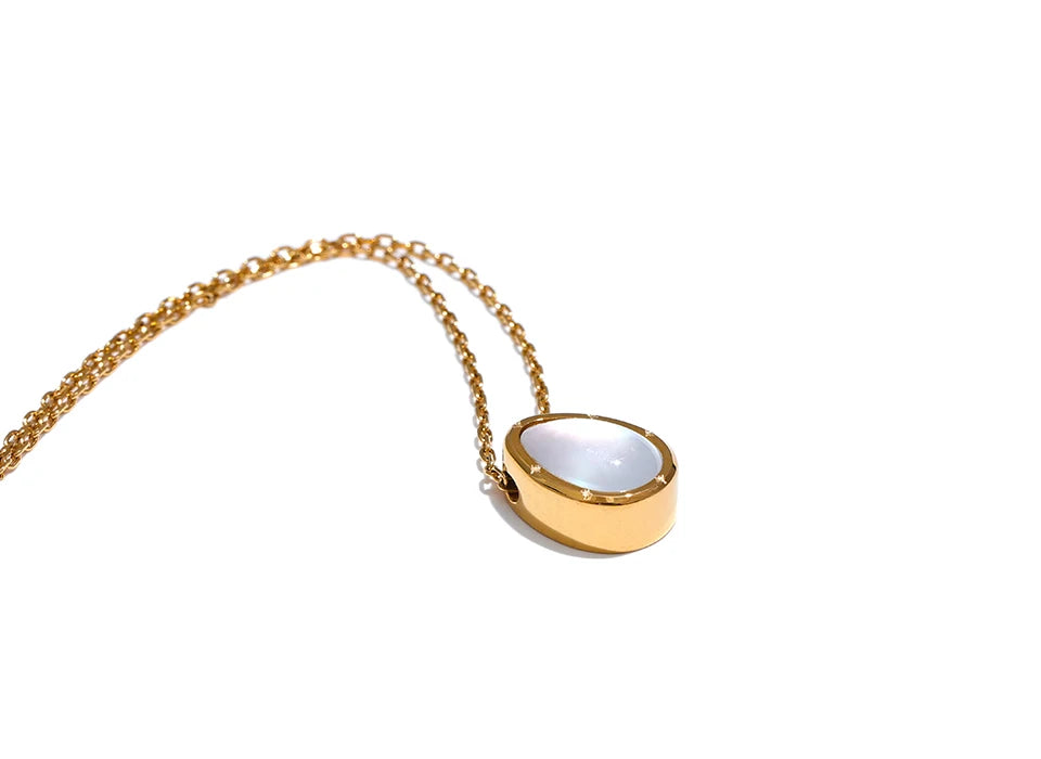 Teardrop Necklace